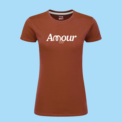T-shirt Overly Equestrian en coton 100 % avec logo élégant sur la manche gauche, idéal pour les cavaliers à la recherche de style et de confort.